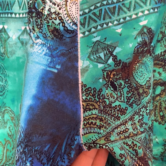 Liquido Funky Yoga Pants - Picture 2 of 5